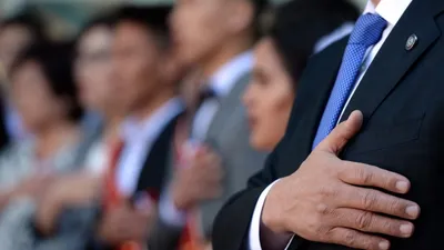 Гимн, Кыргызстан , фото - Новости Zakon.kz от 11.04.2025 21:01