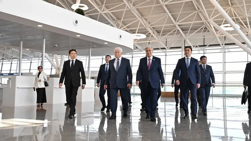 Куда первым делом направился Токаев по прилете в Шымкент