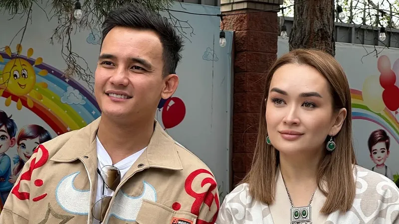 Али Окапов выступил на утреннике сына