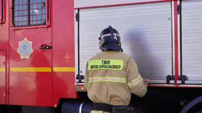 Пожарный, пожарные, пожарная служба, пожарно-спасательный автомобиль, пожарная машина, пожарный автомобиль, сурет - Zakon.kz жаңалық 17.06.2025 11:01