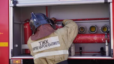 Пожарный, пожарные, пожарная служба, пожарно-спасательный автомобиль, пожарная машина, пожарный автомобиль, фото - Новости Zakon.kz от 10.06.2025 11:22