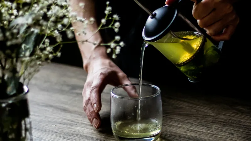 Кому нельзя пить зеленый чай