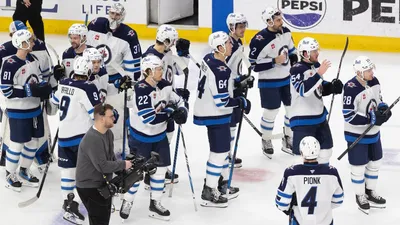 Хоккей Чемпион НХЛ, фото - Новости Zakon.kz от 14.04.2025 15:36