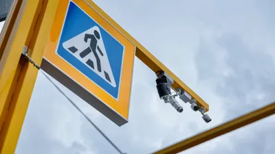 Алматыда жаяу жүргіншілер өткелінде 17 жасар қызды көлік қағып кетті