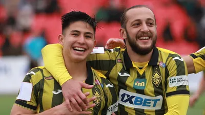 Футбол Победа Кайрат, фото - Новости Zakon.kz от 16.04.2025 22:19