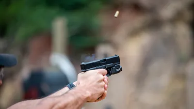 Выстрел, оружие, несчастный случай, фото - Новости Zakon.kz от 19.04.2025 00:40