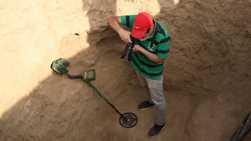 Находку гигантского размера раскопал казахстанец