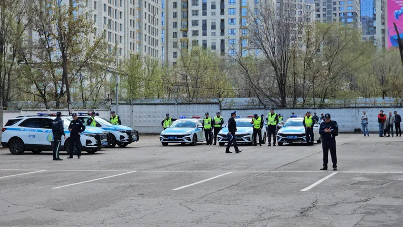 Полицию Алматы перевели на усиление