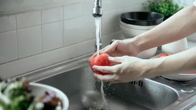 Сколько алматинцы тратят воды и как сэкономить на ней, фото - Новости Zakon.kz от 23.04.2025 17:23