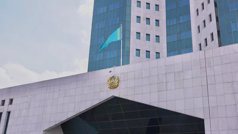 Правительство выступило с заявлением по жуткому ДТП в Актюбинской области