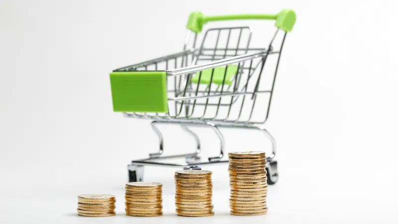 Где больше тратят на кредиты: из чего состоят денежные расходы казахстанцев