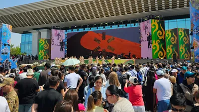 День единства народов Казахстана, Алматы, площадь Абая, фото - Новости Zakon.kz от 01.05.2025 15:19