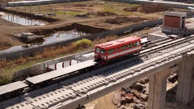 Проложено 25% путей "памятника коррупции" в Астане: новые фотографии со строительства LRT, фото - Новости Zakon.kz от 02.05.2025 12:07