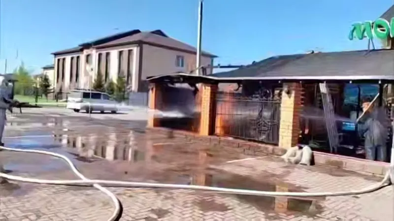 Почти сутки тушили загоревшийся газгольдер в Акмолинской области