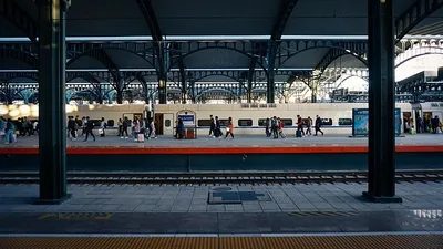 ДТП произошло на железнодорожном вокзале в Румынии, фото - Новости Zakon.kz от 04.05.2025 18:46