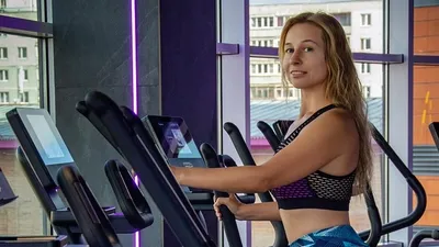 Фитнес-залы США против блогеров, фото - Новости Zakon.kz от 05.05.2025 04:40