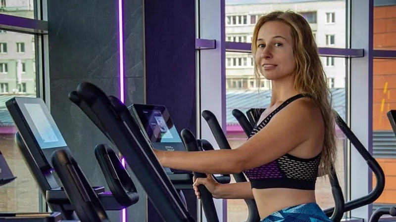 Американские фитнес-залы объявили войну блогерам