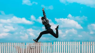 Человек, радость, небо, фото - Новости Zakon.kz от 04.05.2025 08:55