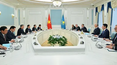 переговоры делегаций Казахстана и Вьетнама в Акорде, фото - Новости Zakon.kz от 06.05.2025 11:34