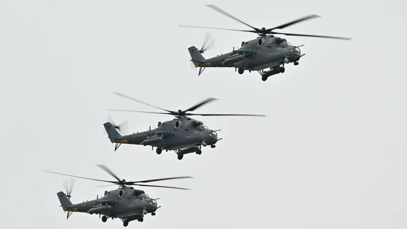 Военный парад, военная спецтехника, военная техника, силы воздушной обороны РК, воздушная оборона РК, военно-воздушные силы РК, ВВС РК, военная авиация, фото - Новости Zakon.kz от 25.05.2026 14:39
