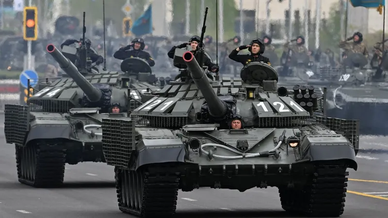 Более четырех тысяч военнослужащих приняли участие в параде в честь 80-летия Великой Победы