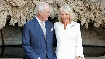 В Англии представили новые портреты короля и королевы, фото - Новости Zakon.kz от 07.05.2025 08:15