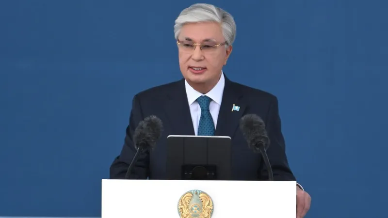 Около 500 улиц получат имена героев-казахстанцев – президент о 80-летии Победы