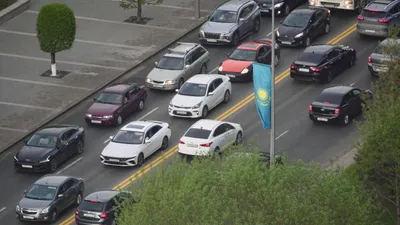 Машина, машины, авто, автомобиль, автомобили, дорога, дороги, транспортное движение, дорожное движение, дорожный трафик, фото - Новости Zakon.kz от 20.10.2025 09:03