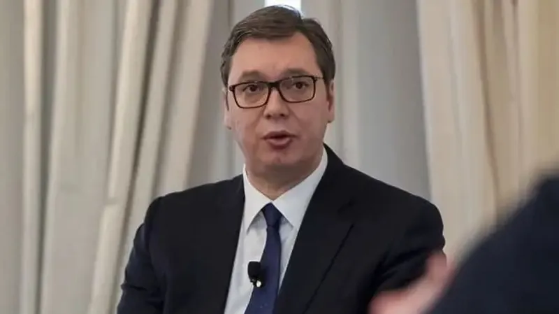 Самолет президента Сербии экстренно сел в Баку по пути в Москву на Парад Победы