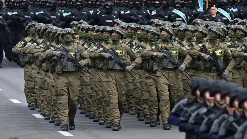 Военный парад, подразделения специального назначения, подразделение специального назначения Беркут, спецназ, бойцы спецназа, спецназовцы, спецназовец