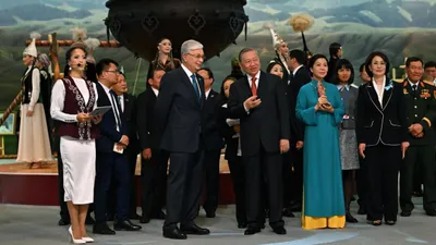 Касым-Жомарт Токаев, То Лам, фото - Новости Zakon.kz от 07.05.2025 15:32