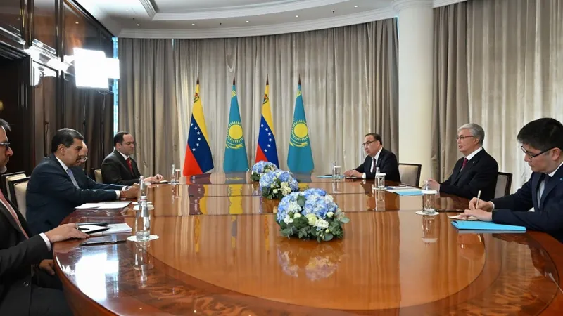 С кем встретился Касым-Жомарт Токаев в Москве