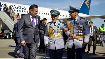 С гордостью и благодарностью: в Усть-Каменогорске встретили участников парада Победы, фото - Новости Zakon.kz от 08.05.2025 17:45