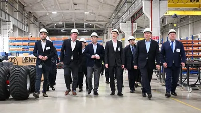 Посещение завода, фото - Новости Zakon.kz от 14.04.2025 09:54