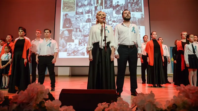 В честь Дня Победы легендарный Театр имени Наталии Сац поздравил ветеранов Алматы