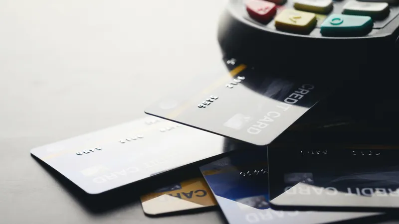 Как казахстанцы тратят деньги: насколько выросли безналичные платежи в первом квартале года