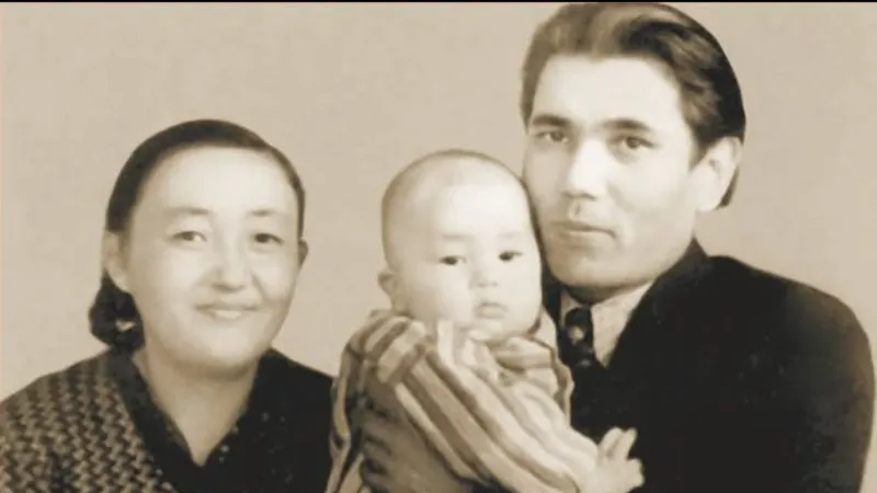 Была простым, но мудрым человеком: Токаев рассказал о жизни своей матери