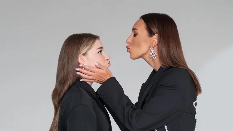 Переживающая развод родителей дочь Алсу обратилась к певице