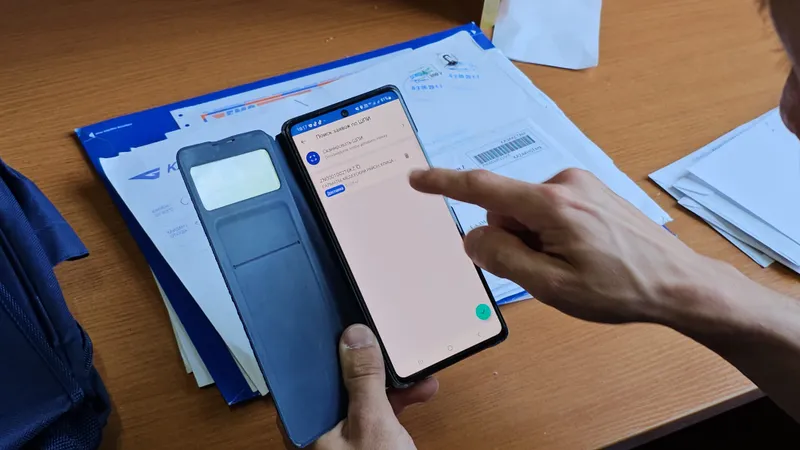 Казахстанцы могут получать почтовые отправления через третьих лиц по QR-коду: изменения в работе почты