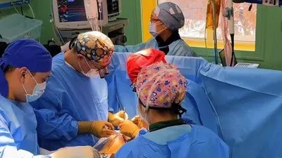 Алматы, сердце, операция, женщина, опухоль, врачи, фото - Новости Zakon.kz от 14.05.2025 14:16