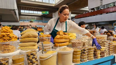 Зеленый базар, рынок, казахские национальные угощения, курт, жент, иримшик, тары, фото - Новости Zakon.kz от 05.11.2025 16:26