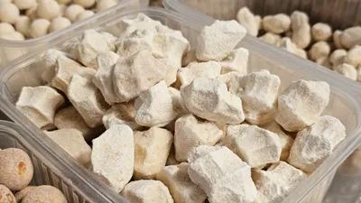 Зеленый базар, рынок, казахские национальные угощения, курт, сурет - Zakon.kz жаңалық 03.03.2026 16:55