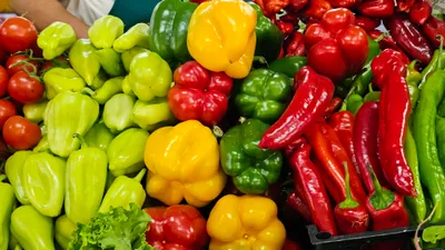 Зеленый базар, рынок, продукты питания, овощи, овощной отдел, цены на овощи, стоимость овощей, фото - Новости Zakon.kz от 12.12.2025 12:35