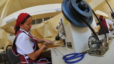 Швейный цех, швейное производство, швея, швеи, текстильное производство, пошив, швейная фабрика , сурет - Zakon.kz жаңалық 28.01.2026 09:14