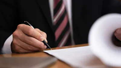 Подписание законов, назначения, назначение, президент подписал, подписание документов, фото - Новости Zakon.kz от 30.07.2025 19:00