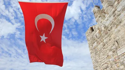 флаг Турции, фото - Новости Zakon.kz от 25.05.2025 14:25