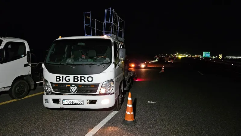 грузовик на БАКАДе, фото - Новости Zakon.kz от 26.05.2025 13:48