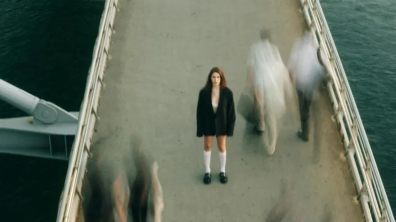 Астрологи перечислили знаки зодиака, которые слишком много думают