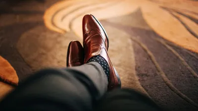 Ноги, обувь, богатство, фото - Новости Zakon.kz от 28.05.2025 05:59