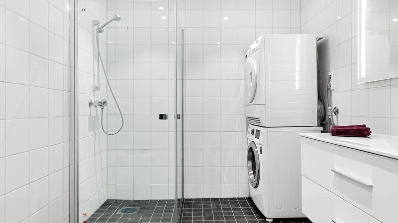 Врач объяснила, почему не стоит принимать душ сразу после еды